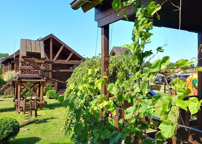 Деревянный коттедж Monte Kristo Домбки